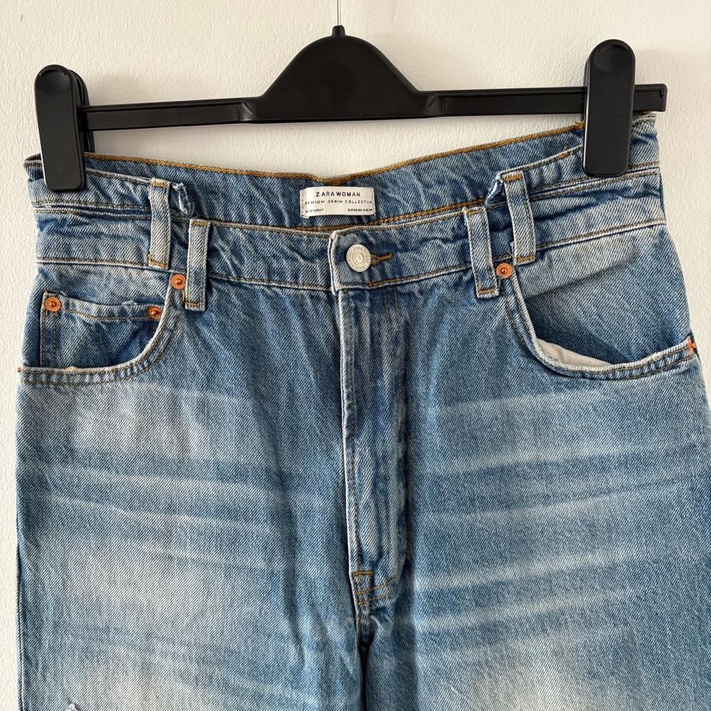 Zara Premium Denim Deconstructed Slanted Waistband Mid Blue Jeans Size US 6 NWOT - Picture 6 of 11